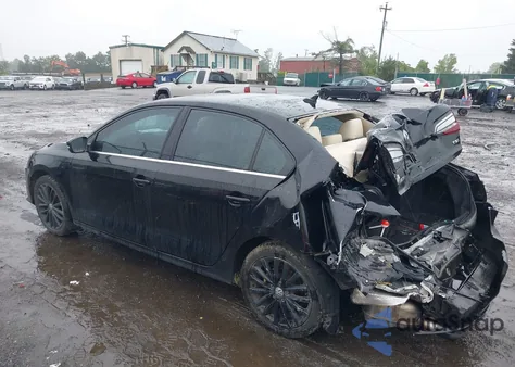 2016 Volkswagen Jetta Sel/Sel Premium from USA, damaged, VIN 3VWL07AJ1GM213086